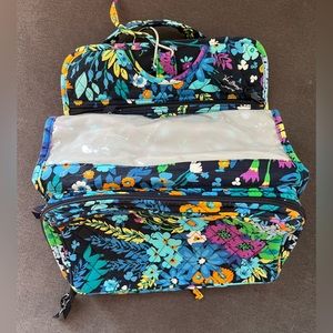 Vera Bradley Hanging Travel Organizer